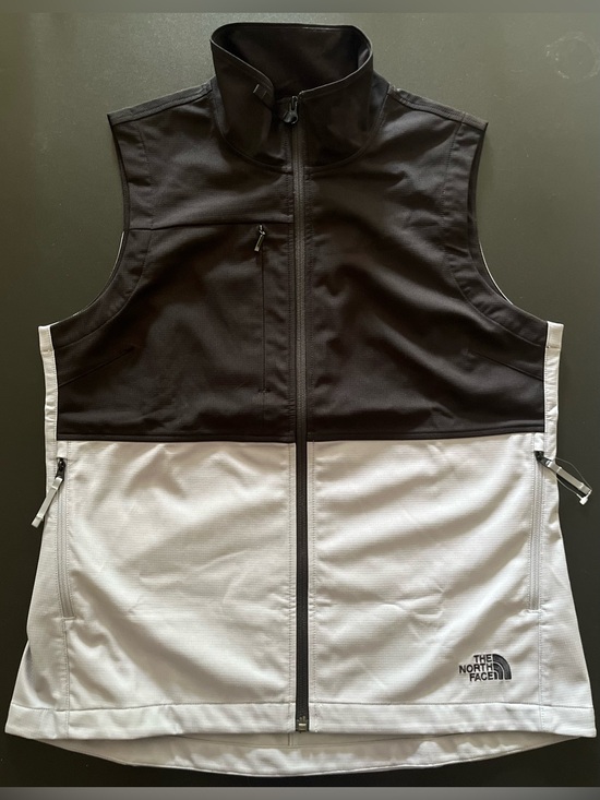 The North Face Jackets & Blazers - The North Face Vest